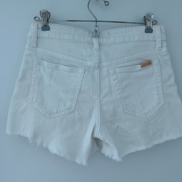Joe’s Jeans The Ozzie Mid Rise Cutoff Denim Shorts in White Size 25 - Picture 7 of 11